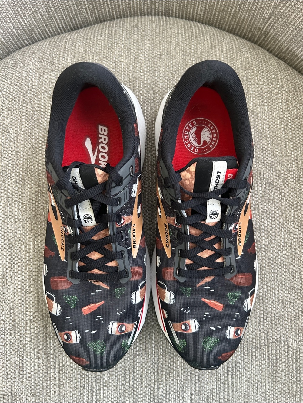 Brooks Ghost 14 "Run Hoppy" Special Edition Sneakers - Picture 6 of 7